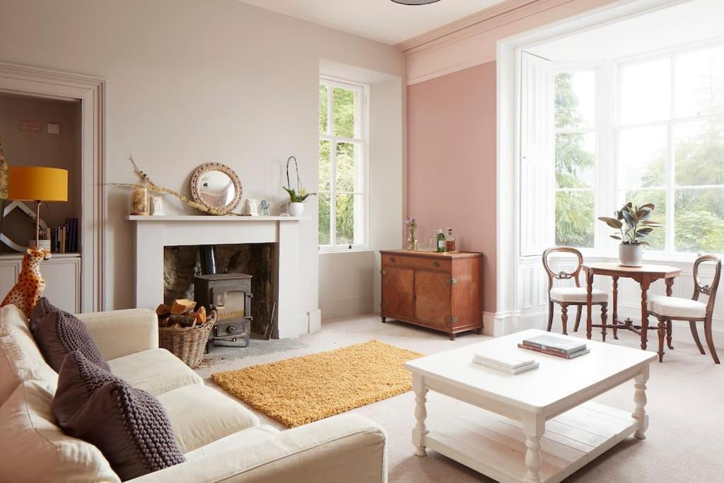 Stylish Scottish Manor, Coillemore House 洛哈尔什教区凯尔高地 外观 照片